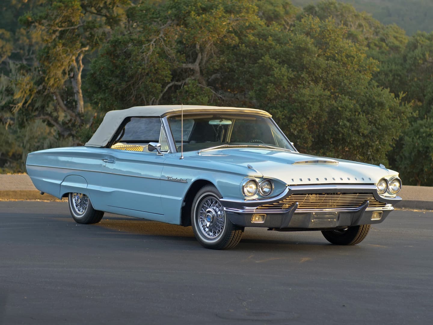 1964 Ford Thunderbird
