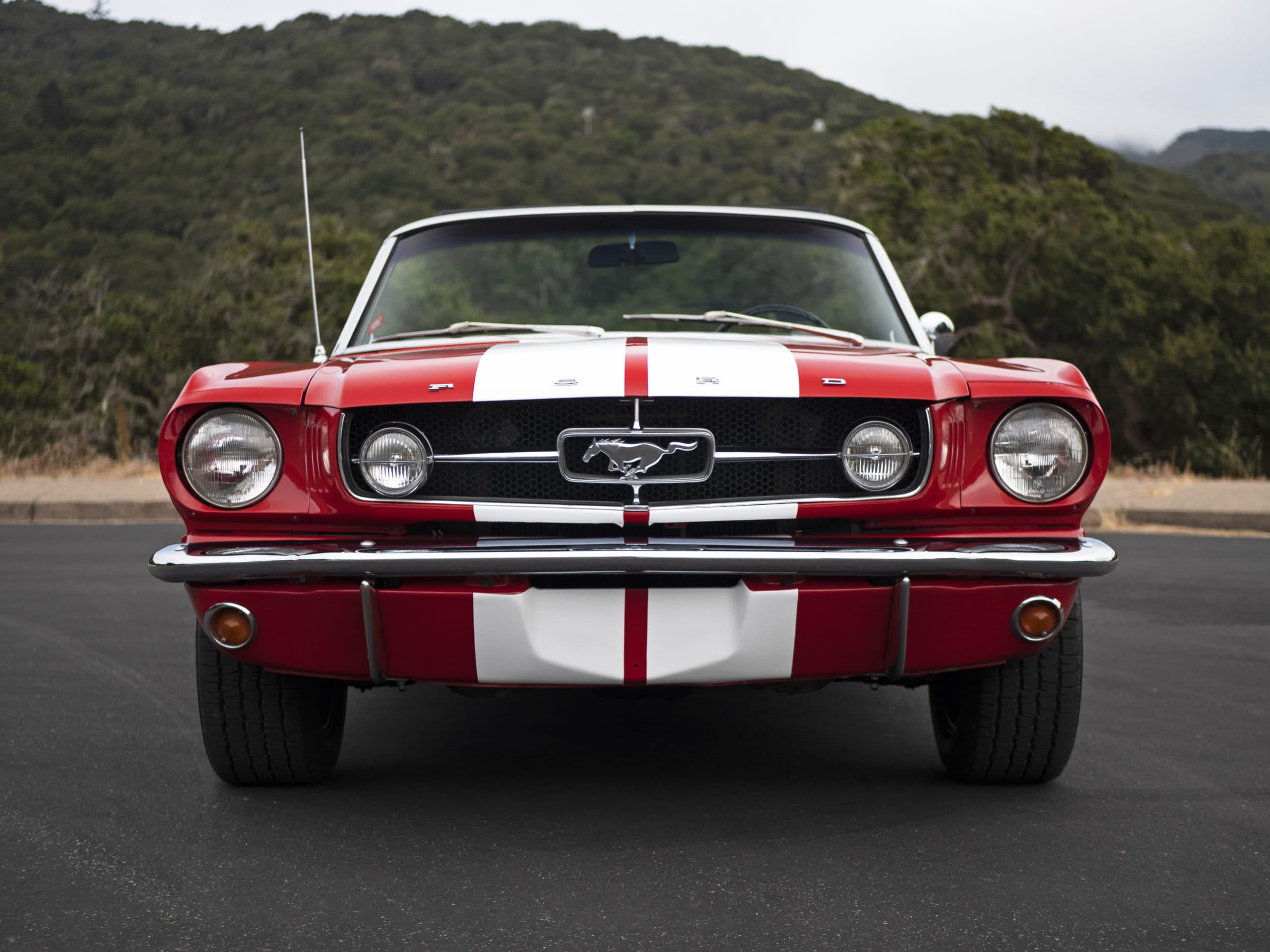 1965 Ford Mustang Convertible (Red)