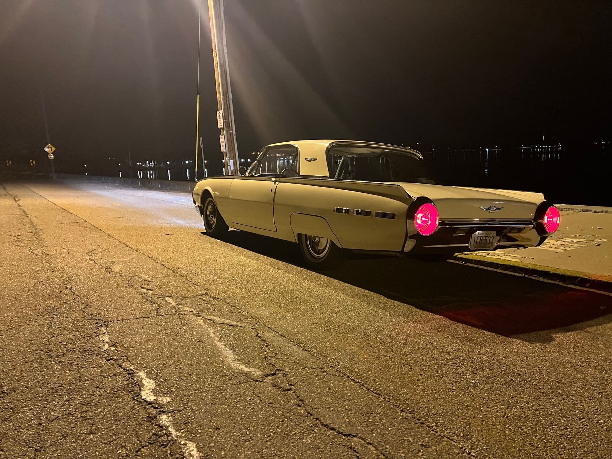 1962 Ford Thunderbird
