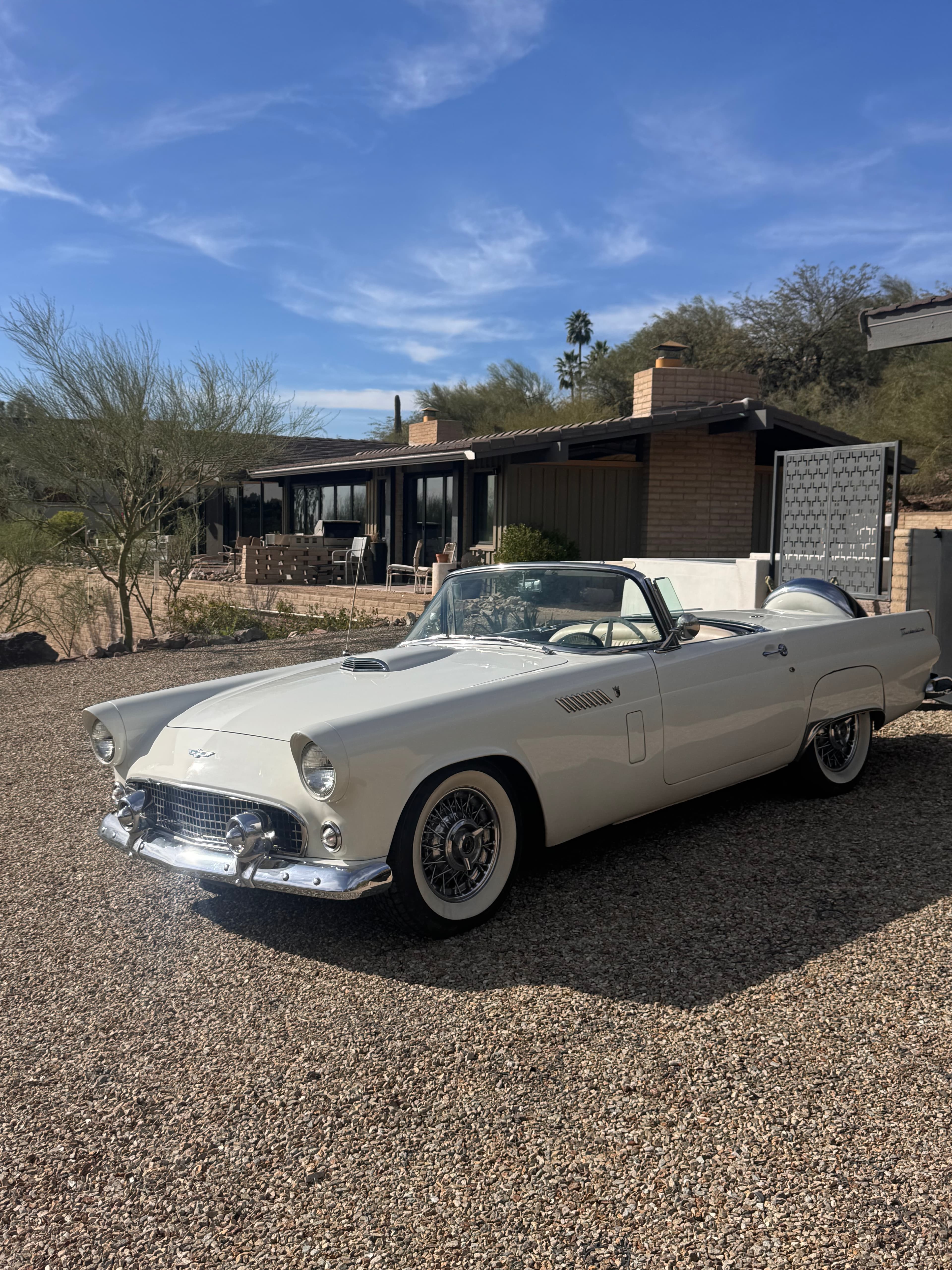 1956 Ford Thunderbird
