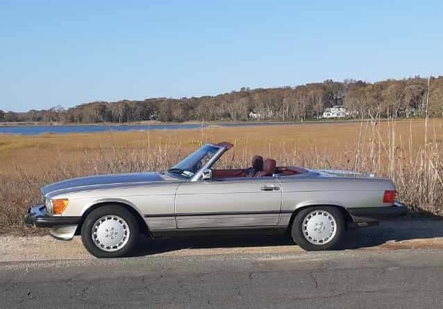 1988 Mercedes-Benz 560SL
