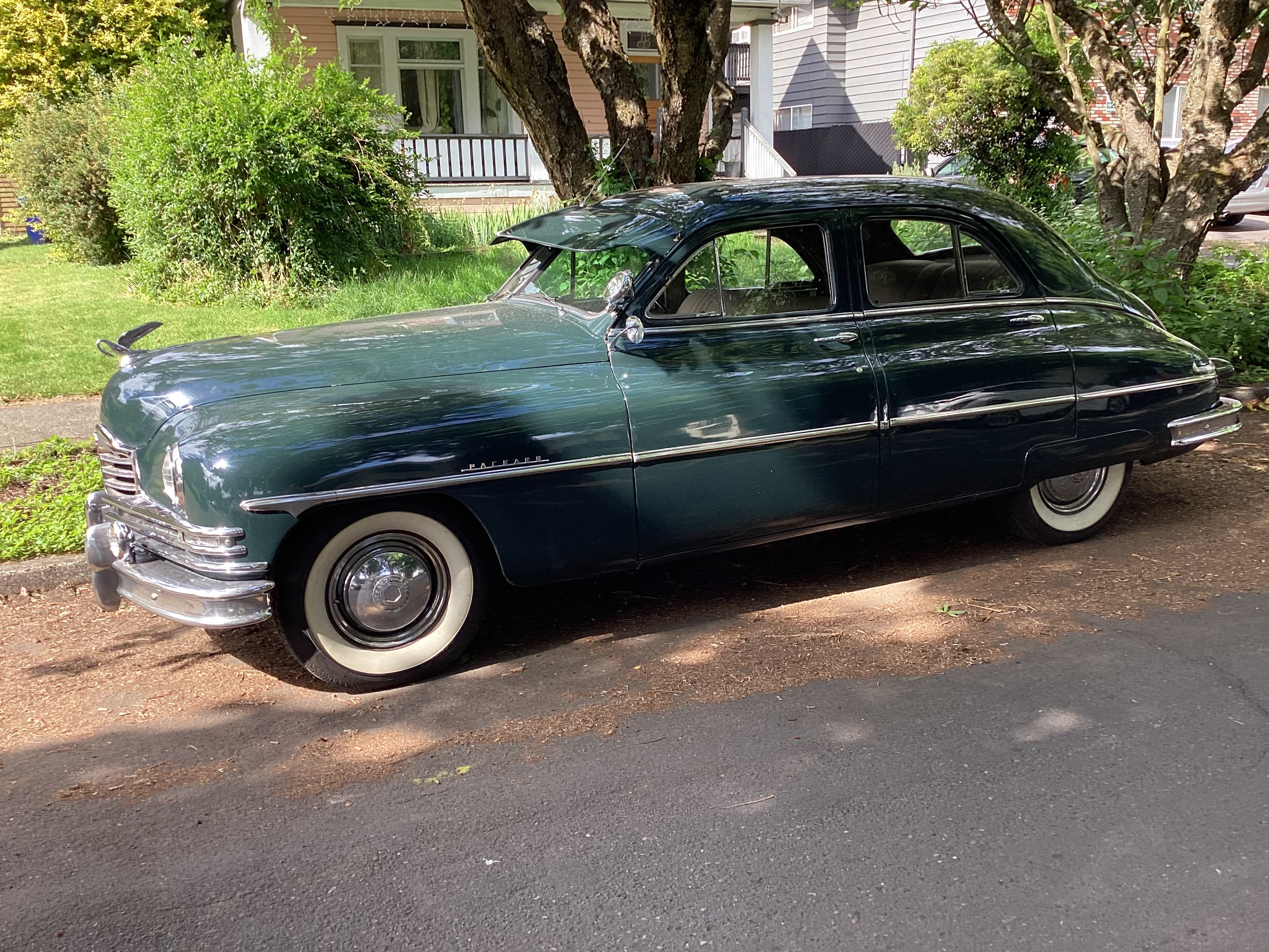 1949 Packard Super Eight sedan